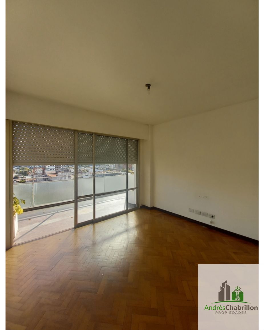 Alquiler: Semipiso en Edificio Ñaró – Peatonal de Concordia - foto 2