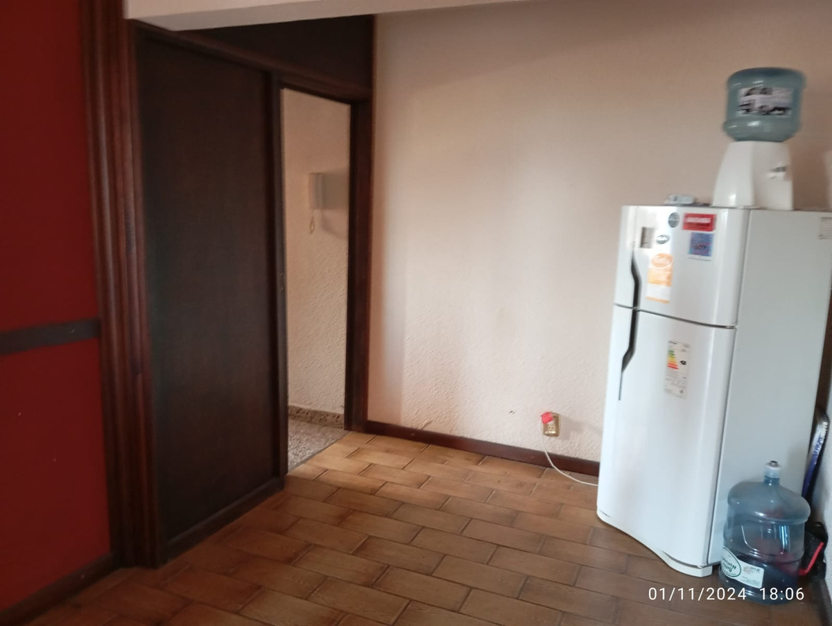 Amplio departamento en venta de 2 dormitorios en excelente ubicación - foto 3