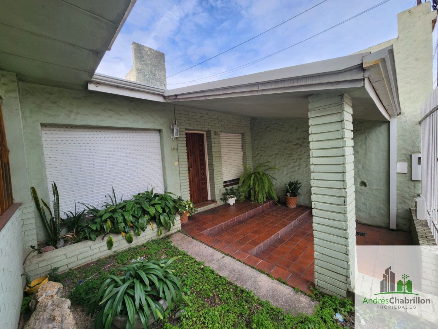 Casa en venta c/ cochera en Concordia - foto 2