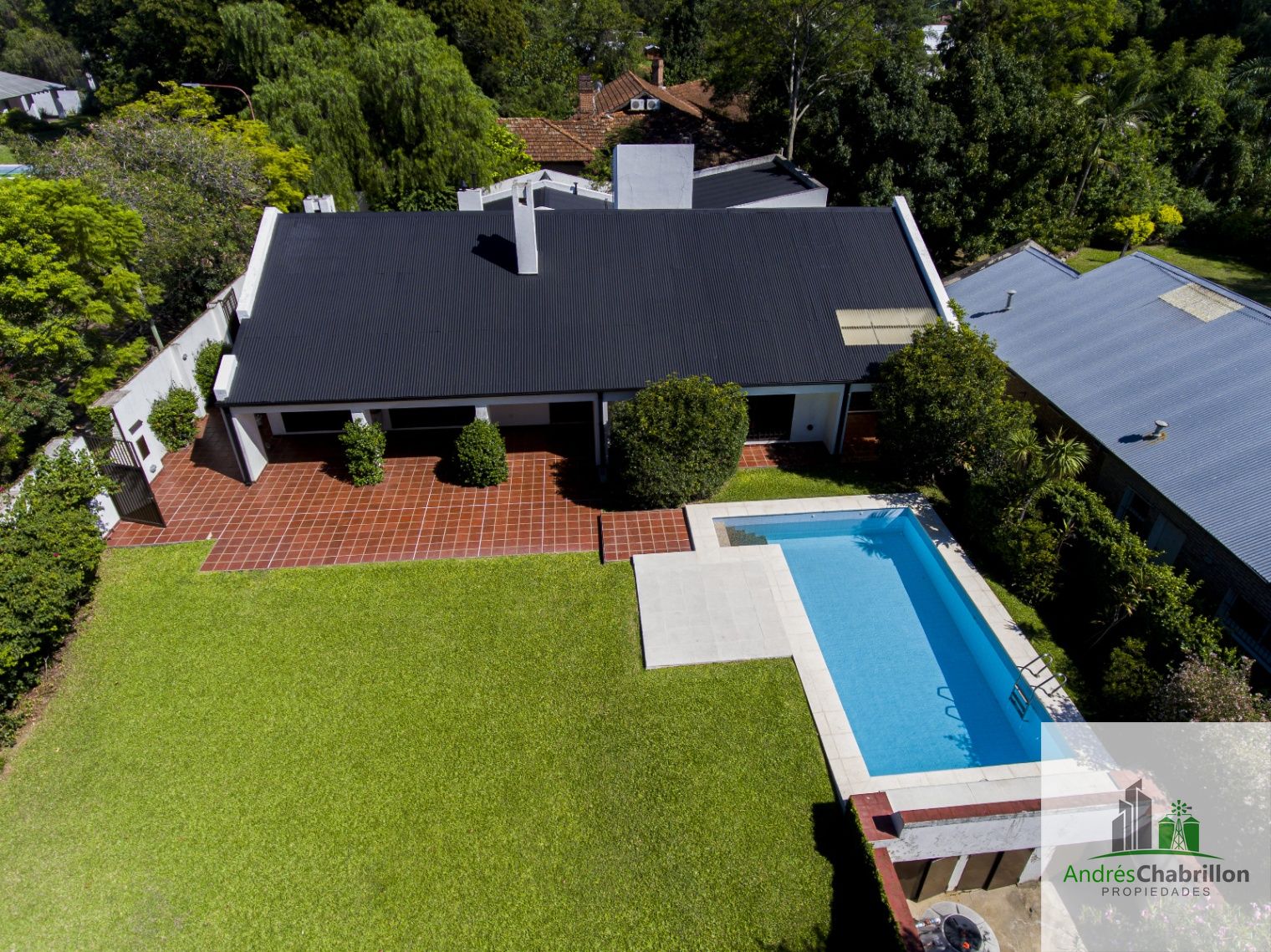 Excepcional casa de tres dormitorios en venta zona Nebel