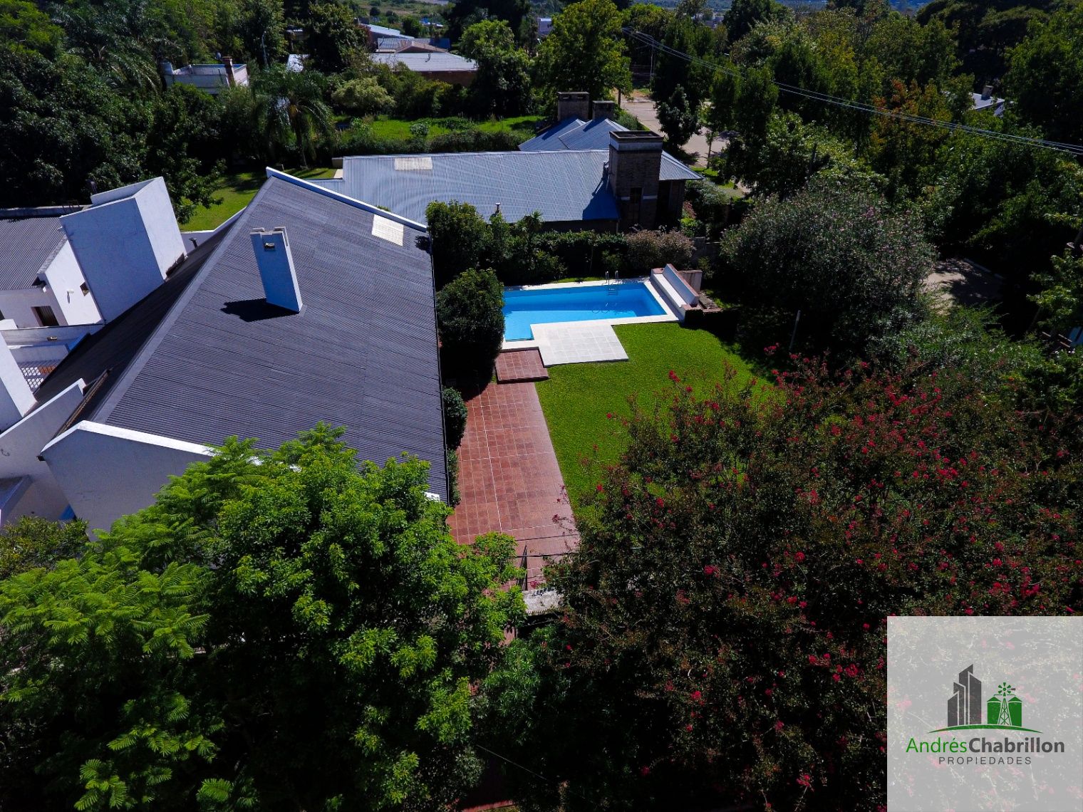 Excepcional casa de tres dormitorios en venta zona Nebel - foto 2