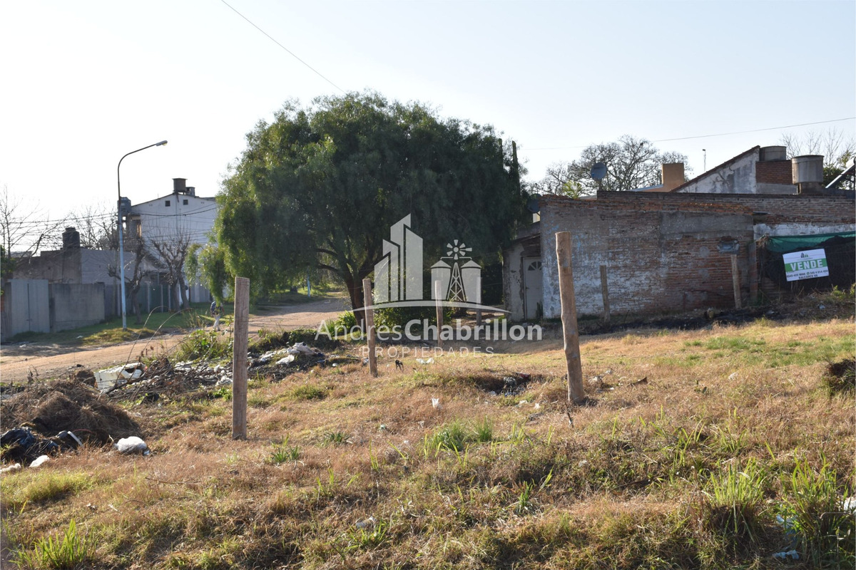 Excelente terreno en esquina – zona Hospital Masvernat - foto 3