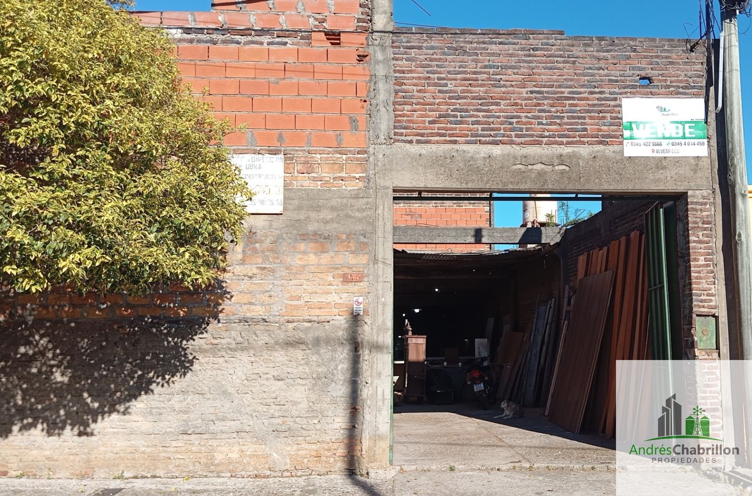 Terreno con estructura en venta