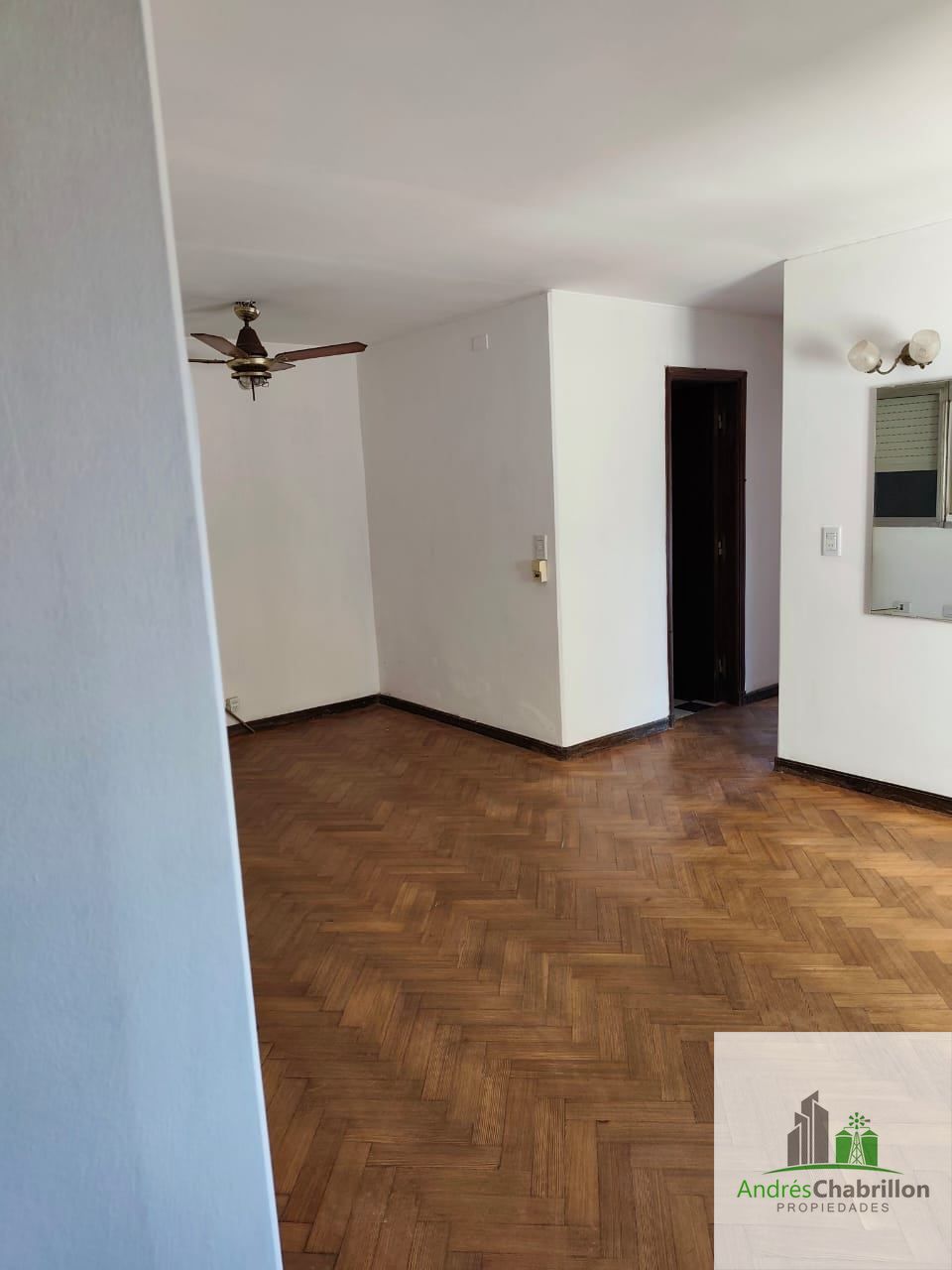 Departamento de dos dormitorios en venta en edificio Horizonte I Concordia - foto 2