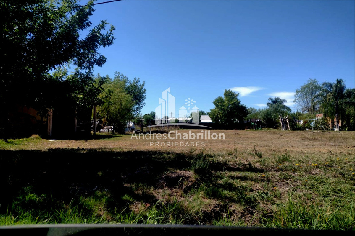 Terreno en venta en Los Charrúas, a metros de Av. Juan P. Garat - foto 2