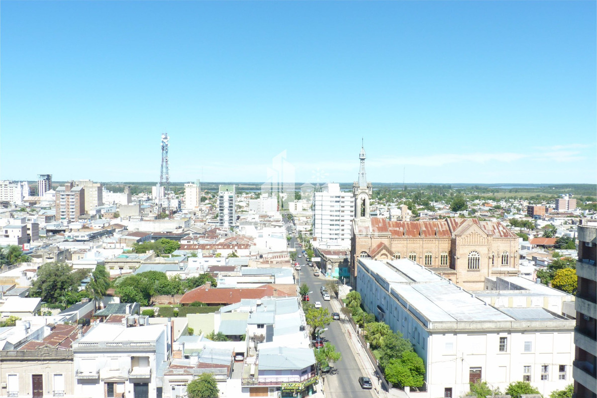 Amplio departamento en venta de 2 dormitorios - foto 4