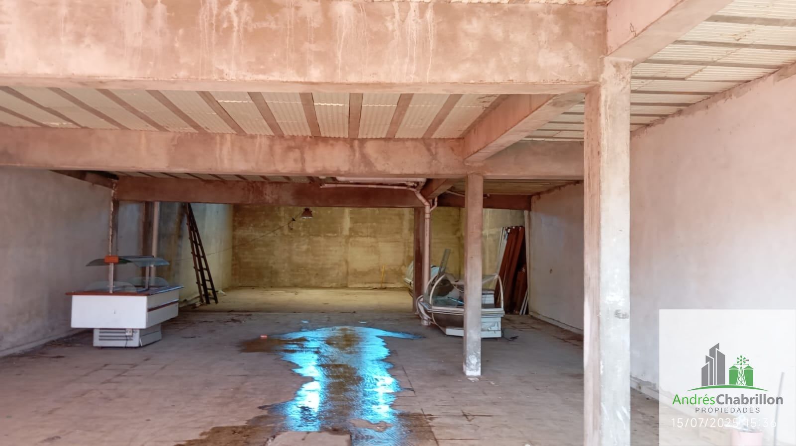 Galpón más departamento de 3 dormitorios en venta Concordia - foto 2