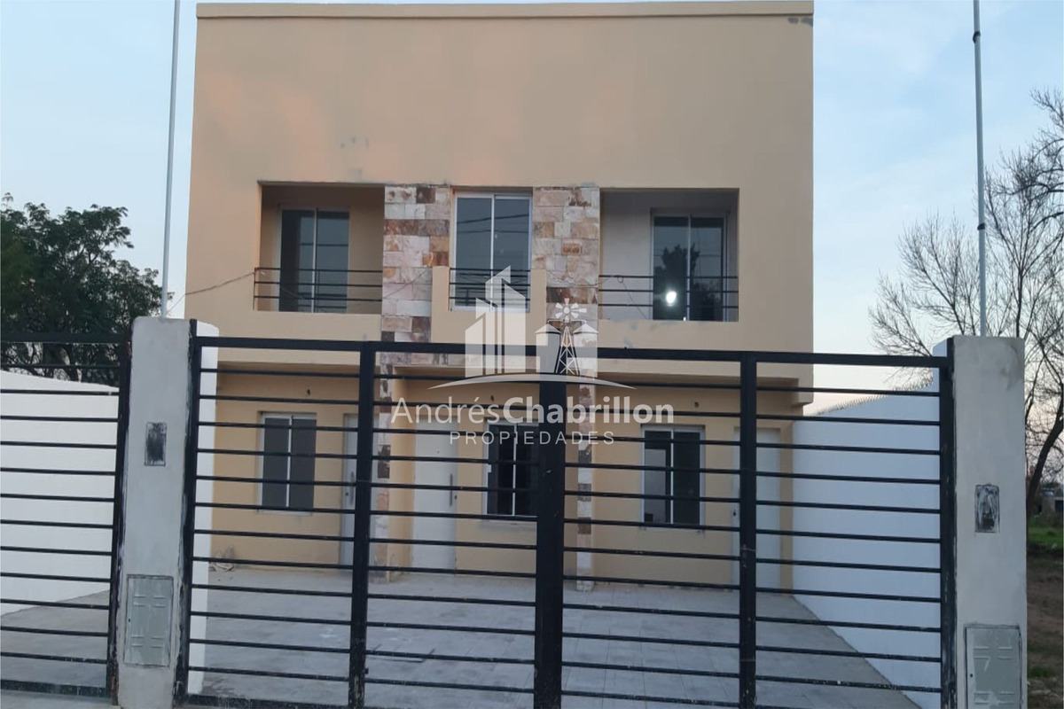 Dúplex en venta zona San Carlos