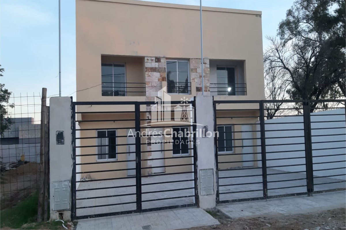 Dúplex en venta zona San Carlos - foto 2