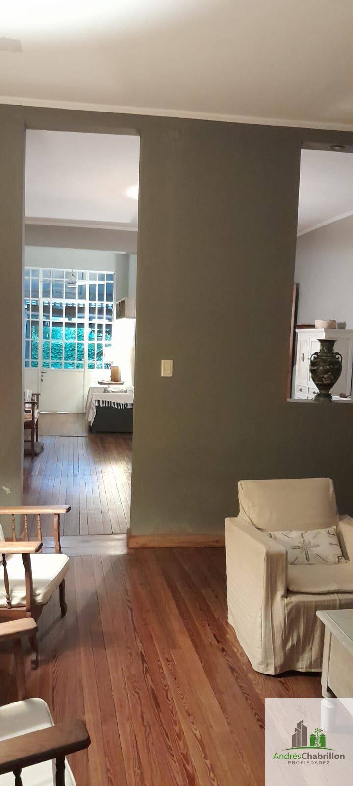 Casa en venta 3 dormitorios con suite, quincho y amplio terreno - foto 4