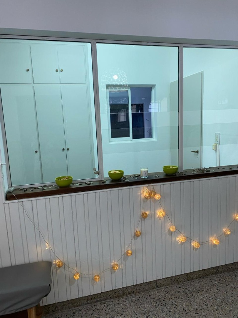 Inmueble con consultorios, departamentos y alto potencial - foto 4