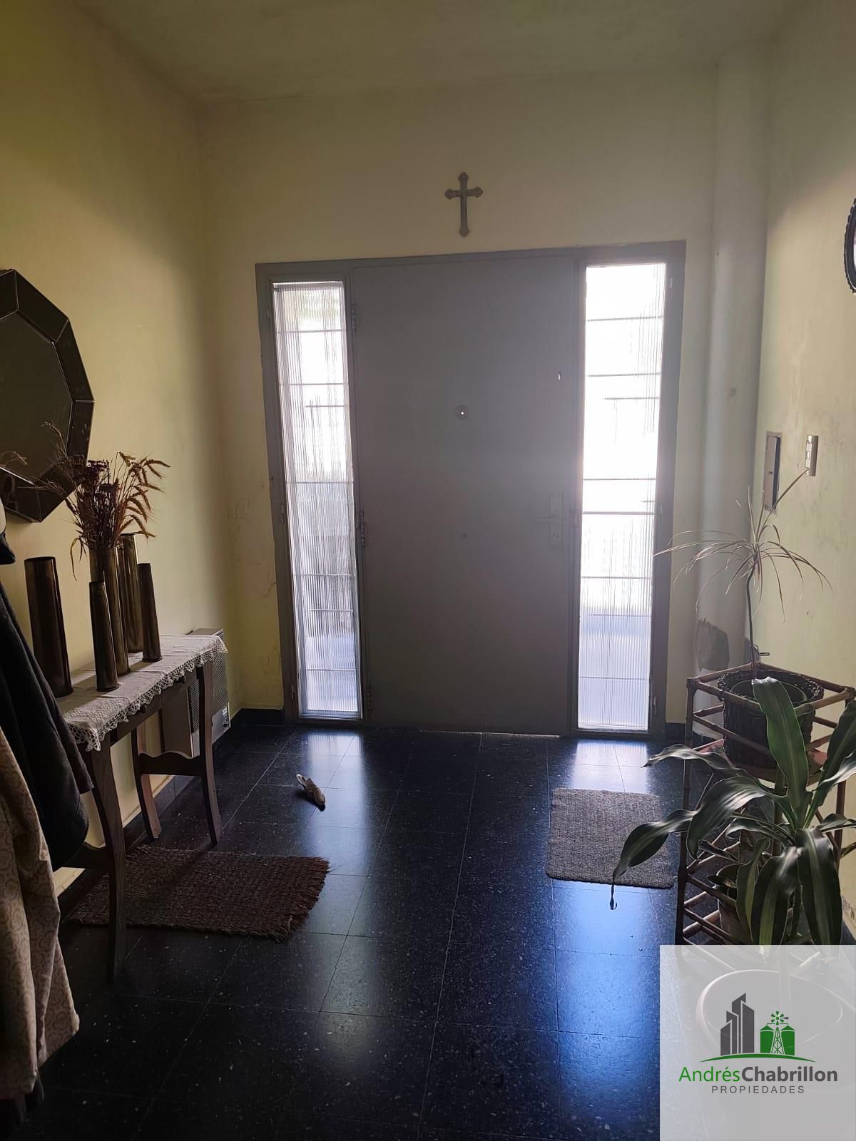 Propiedad en venta – Permuta por departamento céntrico como parte de pago - foto 2