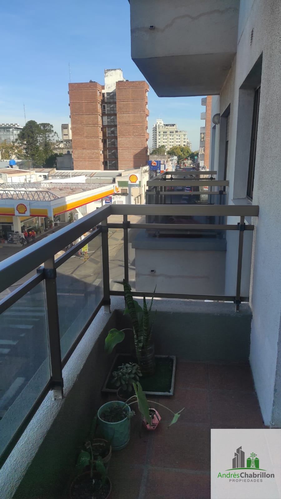 Departamento en venta con cochera edificio Horizonte II Concordia