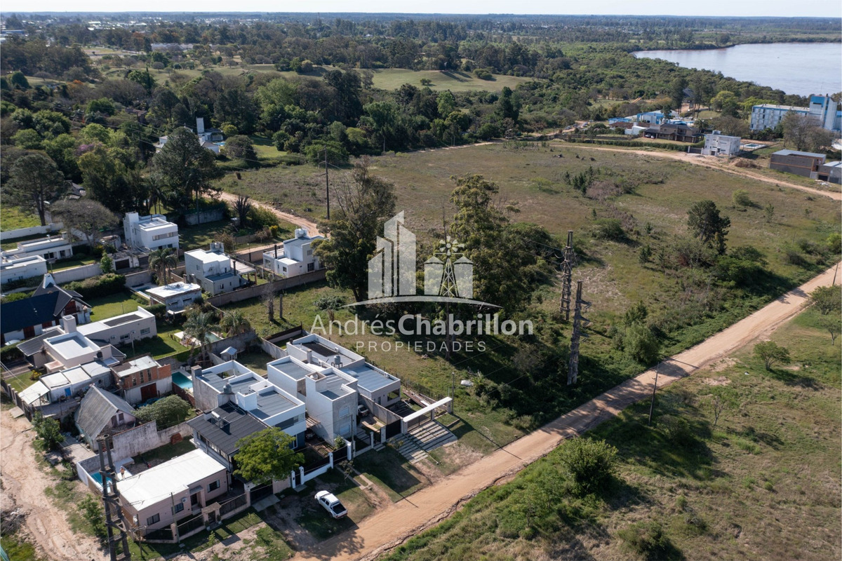 Lote Sobre Ruta 4, Zona Hipódromo Concordia