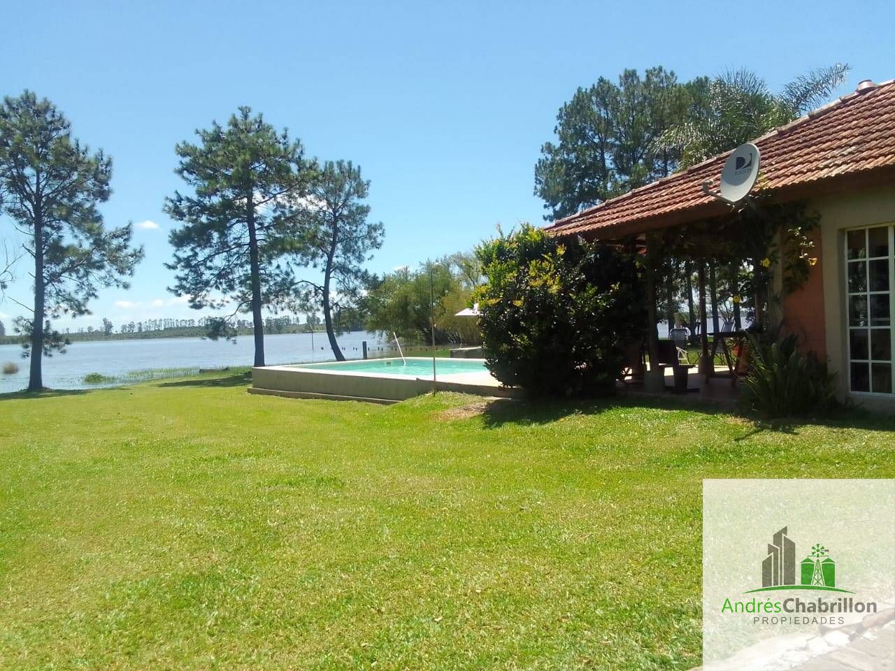 EN VENTA – Complejo de Cabañas a Restaurar