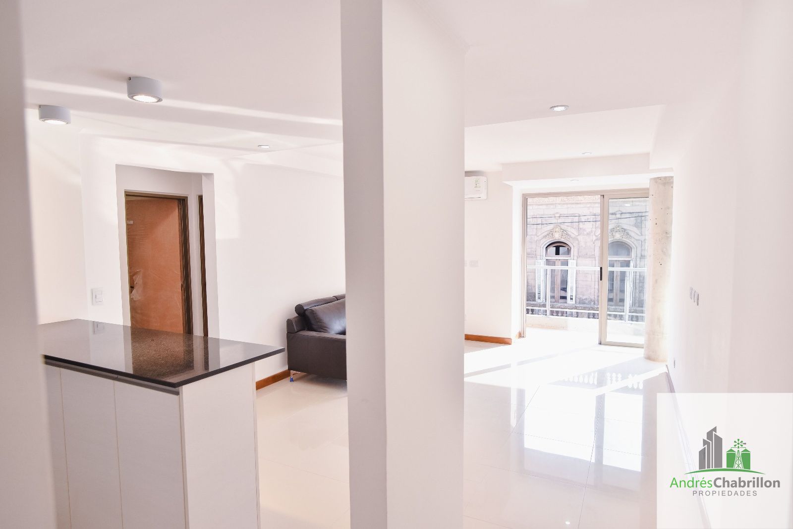 Departamento a estrenar de 2 dormitorios en venta - foto 2