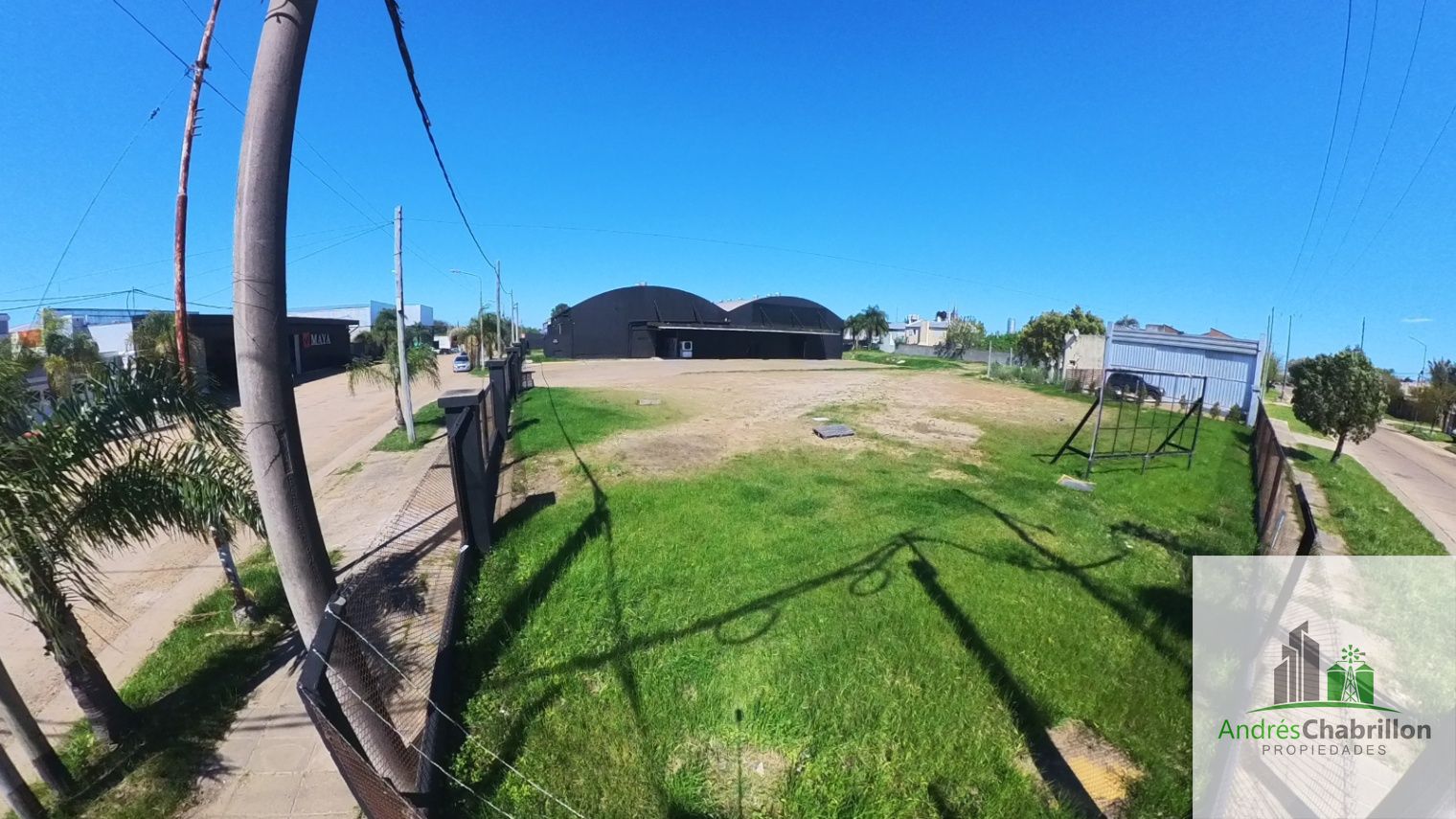 Excelente oportunidad de inversión en Concordia, galpón de 2670m2 cubiertos