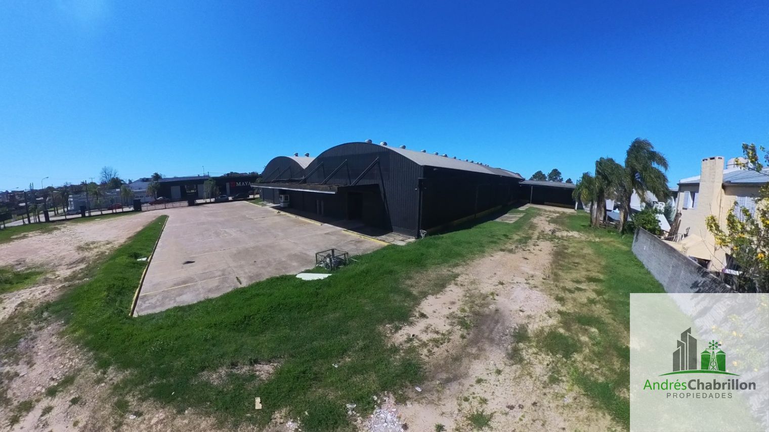 Excelente oportunidad de inversión en Concordia, galpón de 2670m2 cubiertos - foto 2