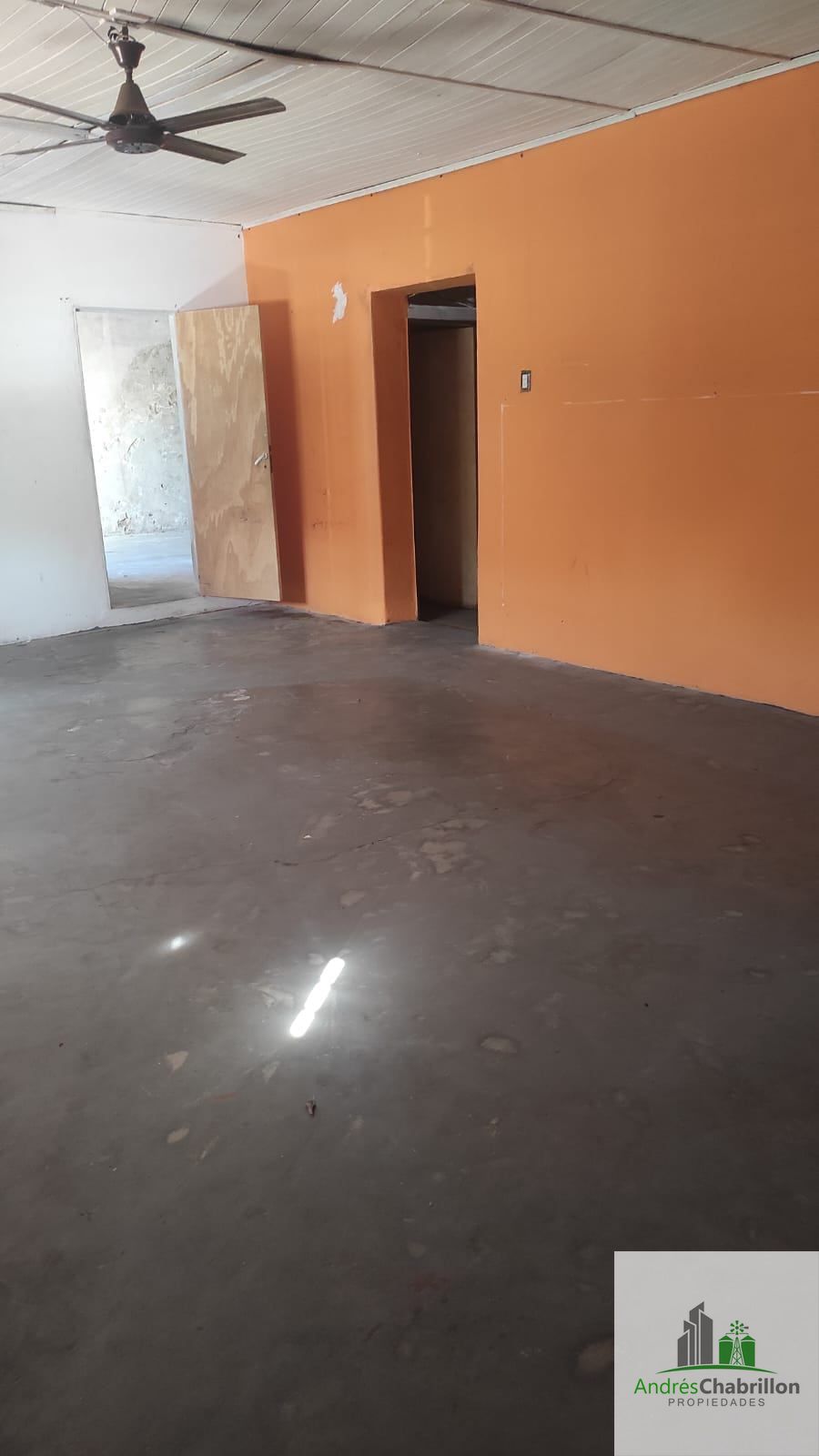 Local comercial en alquiler sobre Av. San Lorenzo Oeste - foto 4